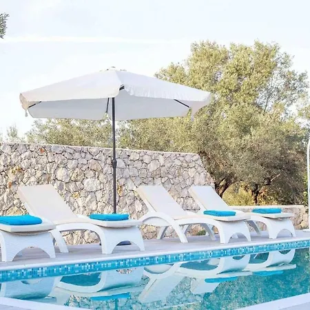 Aspro Dream Villa *